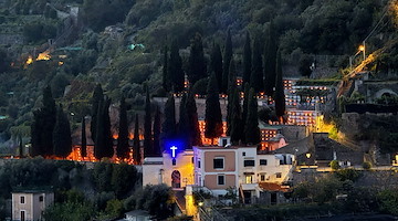 Celebrazioni e orari di apertura dei cimiteri in Costiera Amalfitana per il lungo ponte di Ognissanti