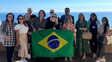 Delegazione brasiliana in visita a Vietri sul Mare dopo un convegno su turismo e sostenibilità all'Università di Salerno