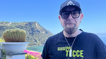 Giuseppe Tecce presenta il romanzo "Tramonti occidentali" in Costiera Amalfitana