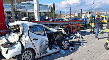 Grave incidente sulla SS18 a Battipaglia: tre feriti, anziano in condizioni critiche