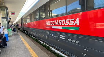 Guasto a Roma, treni cancellati o in ritardo anche a Salerno: caos per i pendolari