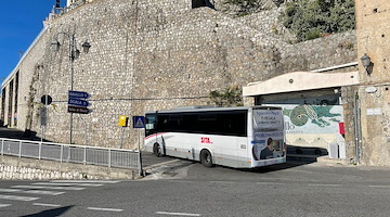 I lavori sulla strada che collega Ravello e Scala ad Amalfi slittano al 2 dicembre per problemi tecnici 