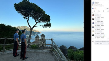 Il buongiorno dei Carabinieri da Ravello: lo scatto dal belvedere incanta i social