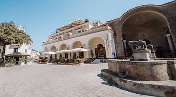 L'Hotel Bonadies di Ravello cerca receptionist e bagnino