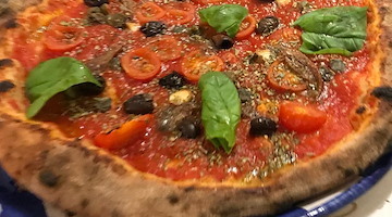 La tradizione della pizza ad Amalfi nel giorno dei defunti