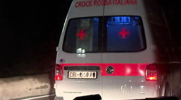 Minori, 27enne si schianta con lo scooter nella notte: grave trauma facciale