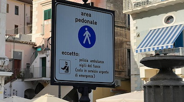 Minori: nuovi orari per il transito nella ZTL di Corso Vittorio Emanuele