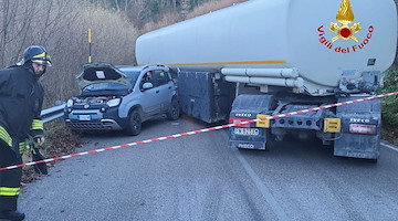 Montesano sulla Marcellana: scontro tra due mezzi pesanti e un'auto, tre feriti