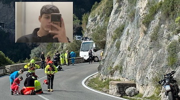 Piano di Sorrento: domani i funerali di Jacopo Coda, il 18enne coinvolto nell'incidente a Tordigliano