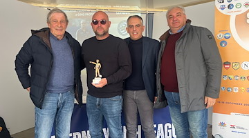 Salerno Youth League: alla presentazione del torneo premiato Mister Gino Proto, allenatore del Costa D’Amalfi 