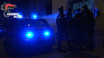 Smantellata rete di spaccio nel salernitano: sei arresti, sequestrati 500 grammi tra cocaina e hashish