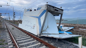 Treni bloccati tra Diamante e San Lucido: maltempo paralizza la linea Salerno-Reggio Calabria