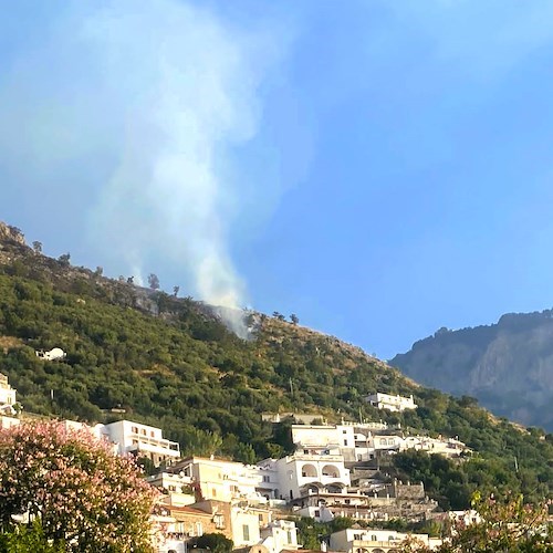 Incendio a Praiano