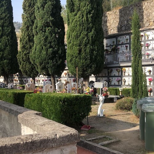 Cimitero Minori<br />&copy; Giovanni Bovino