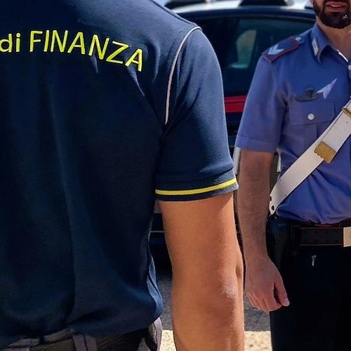 Guardia di Finanza e Carabinieri<br />&copy; Carabinieri