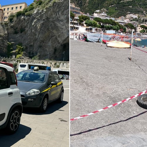 sequestro preventivo penale nel tratto di arenile adiacente il porto di Maiori<br />&copy; Massimiliano D'Uva