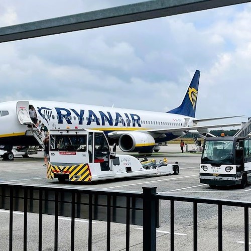 Ryanair ed EasyJet pronte a decollare dell'aeroporto Salerno Costa d'Amalfi<br />&copy; Giovanni Bovino