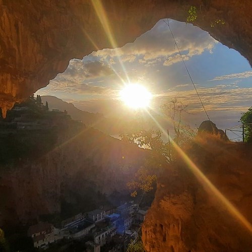 Grotta Paradiso, Atrani, Santa Maria del Bando<br />&copy; Giovanni Proto