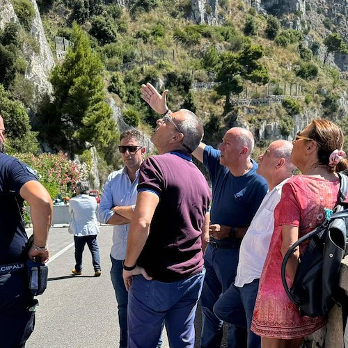 Sopralluogo zona frana<br />&copy; Comune di Positano