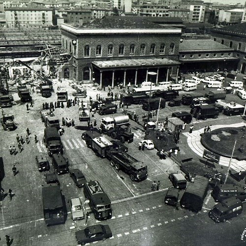 Stazione di Bologna dopo l'esplosione<br />&copy; Legione Carabinieri di Bologna