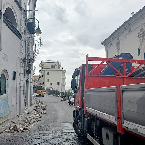 Vietri sul Mare, lavori di mitigazione del rischio idrogeologico: divieto di transito e sosta lungo Via Mazzini