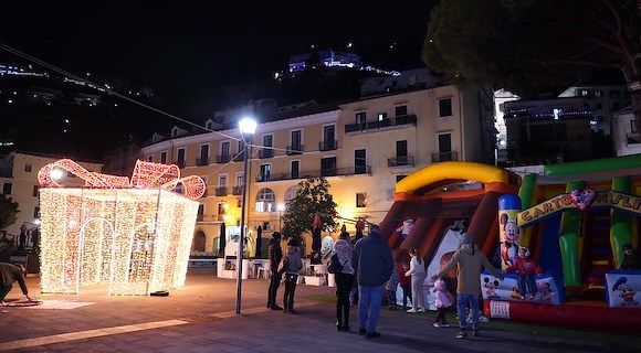 Un Natale a misura di bambino a Vietri sul Mare: dal 21 dicembre l’evento itinerante “Natale incantato”