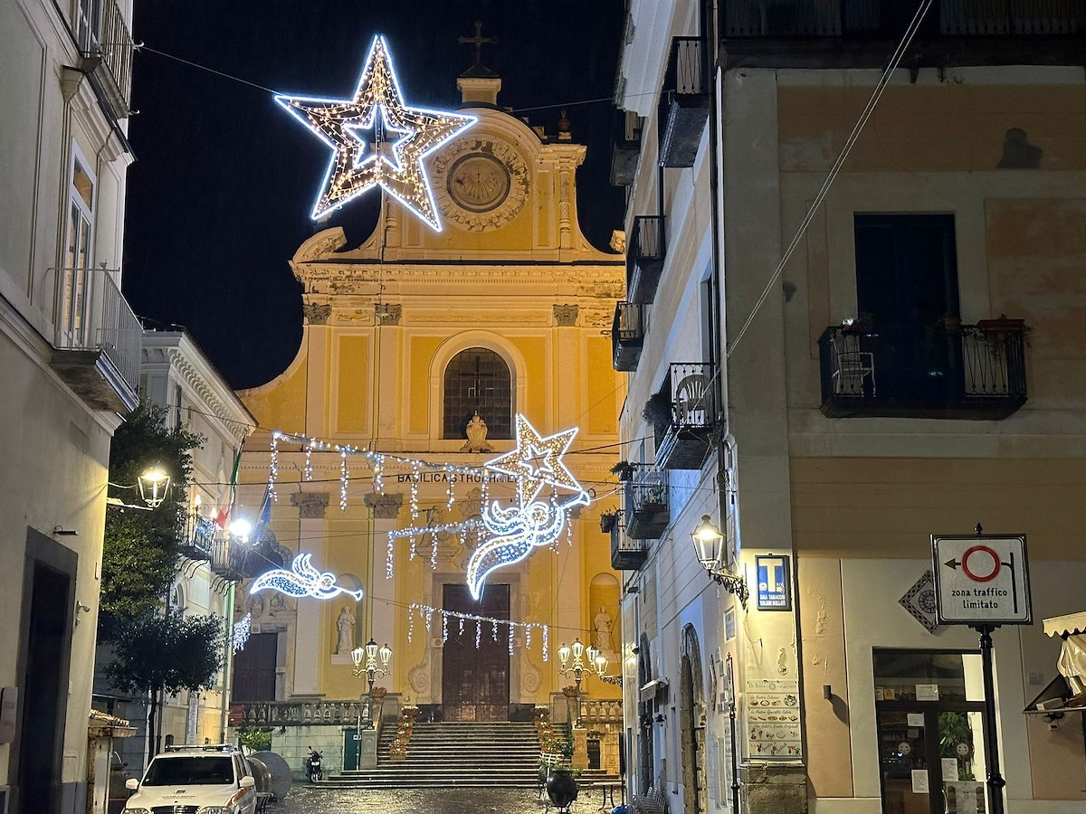 Il Vescovado A Minori Si Accende La Luce Del Natale Ecco Il Programma Di Eventi Per Tutte