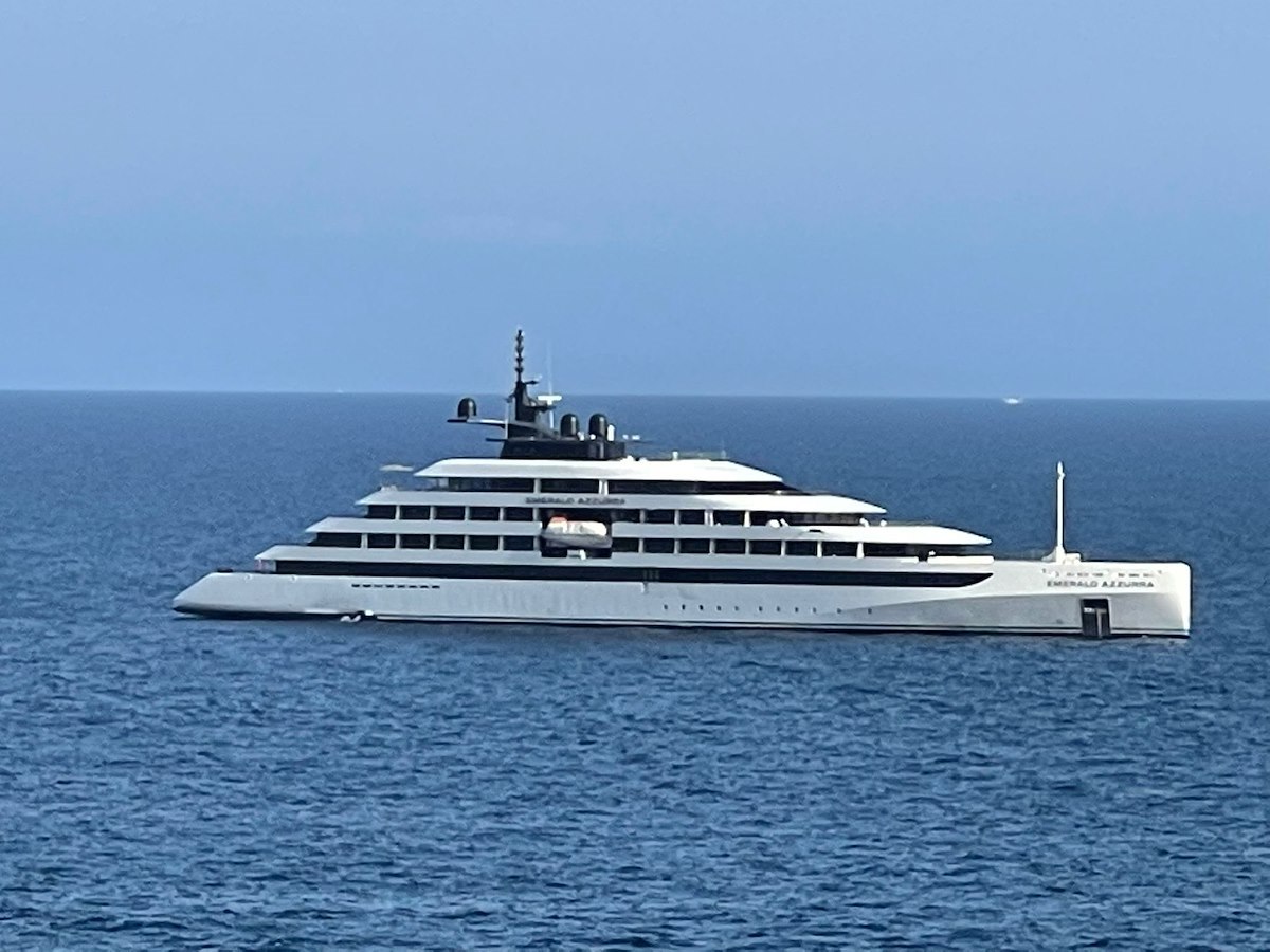 yacht costiera amalfitana oggi